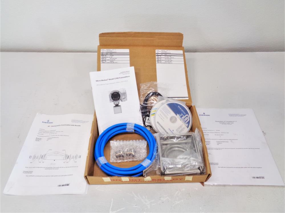 Micro Motion 4x3 150# Flowmeter F300S425B2BAEZZZZ w/ Transmitter 5700R12ABAAZZZ